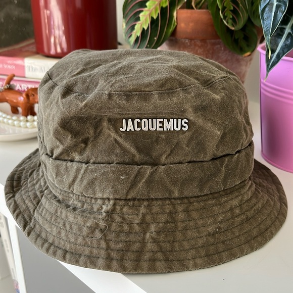 Jacquemus Accessories - Authentic Jacquemus bucket hat